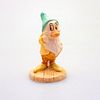 Royal Doulton Walt Disney's Classic Figurine, Bashful SW16