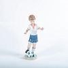 Lladro Porcelain Figurine, Soccer Practice 01006198
