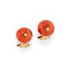 A 18K yellow gold and coral earrings