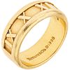 18K YELLOW GOLD RING Weight: 8.3 g. Size: 5 ½