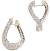 PAIR OF EARRINGS WITH DIAMONDS IN 14K WHITE GOLD 104 Brilliant cut diamonds ~0.69 ct. Weight: 6.6 g