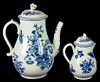 A WORCESTER COFFEE POT AND COVER AND MILK JUG AND COVER, C1770-80  transfer printed in underglaze