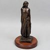 ANÓNIMO. Mujer semidesnuda. Fundición en bronce. Con base de madera. 40 cm altura (con base)
