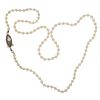 Collar con perlas y plata .925. Perlas cultivadas de 2 mm. Broche plata .925. Peso: 5.7 g.