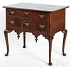 New England Queen Anne mahogany dressing table