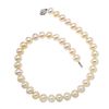 Collar de un hilo de perlas con broche en plata .925. 38 perlas cultivadas color blanco de 10 a 12 mm. Peso: 85.7 g.