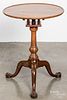Pennsylvania Chippendale mahogany candlestand