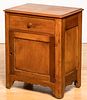 Small pine commode
