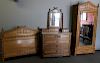 Antique American Maple & Bamboo 4 Piece Bed Set.