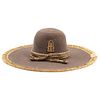 SOMBRERO CHINACO SIGLO XIX Sombrero de fieltro fino de pelo color alazan, con toquilla de calabrote, ribete de galón oro | CHINACO HAT 19TH CENTURY Fi