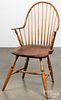 New England continuous arm Windsor chair
