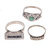 Tres anillo con esmeralda y diamantes en plata paladio Talla: 9 ½  1 Esmeralda corte redondo ~0.25 ct Diamantes corte 8x8 ~0.45...
