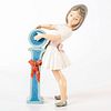 Schoolgirl I 1005147 - Lladro Porcelain Figurine