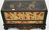 ANTIQUE CHINESE LACQUERED & GILDED CHINOISERIE BOX