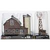 Woodland Scenics - Barn and Windmill