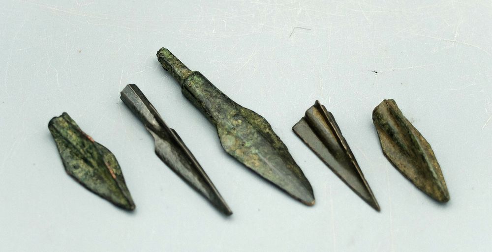 RARE ORIGINAL. Ancient arrowheads 7-2 nd century BC bronze 