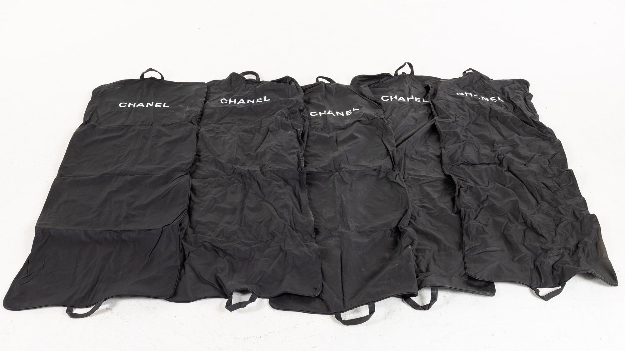 5 Long Chanel Garment Bags sold at auction on 1st March