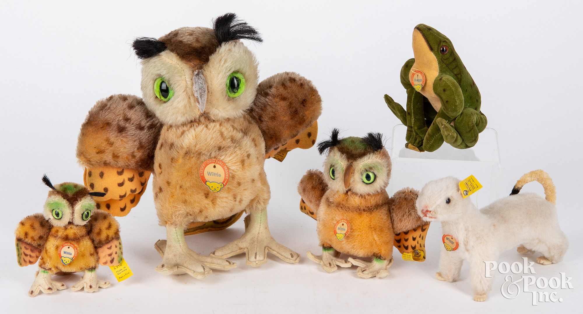 Five vintage Steiff animals for sale at auction on 17th March | Bidsquare