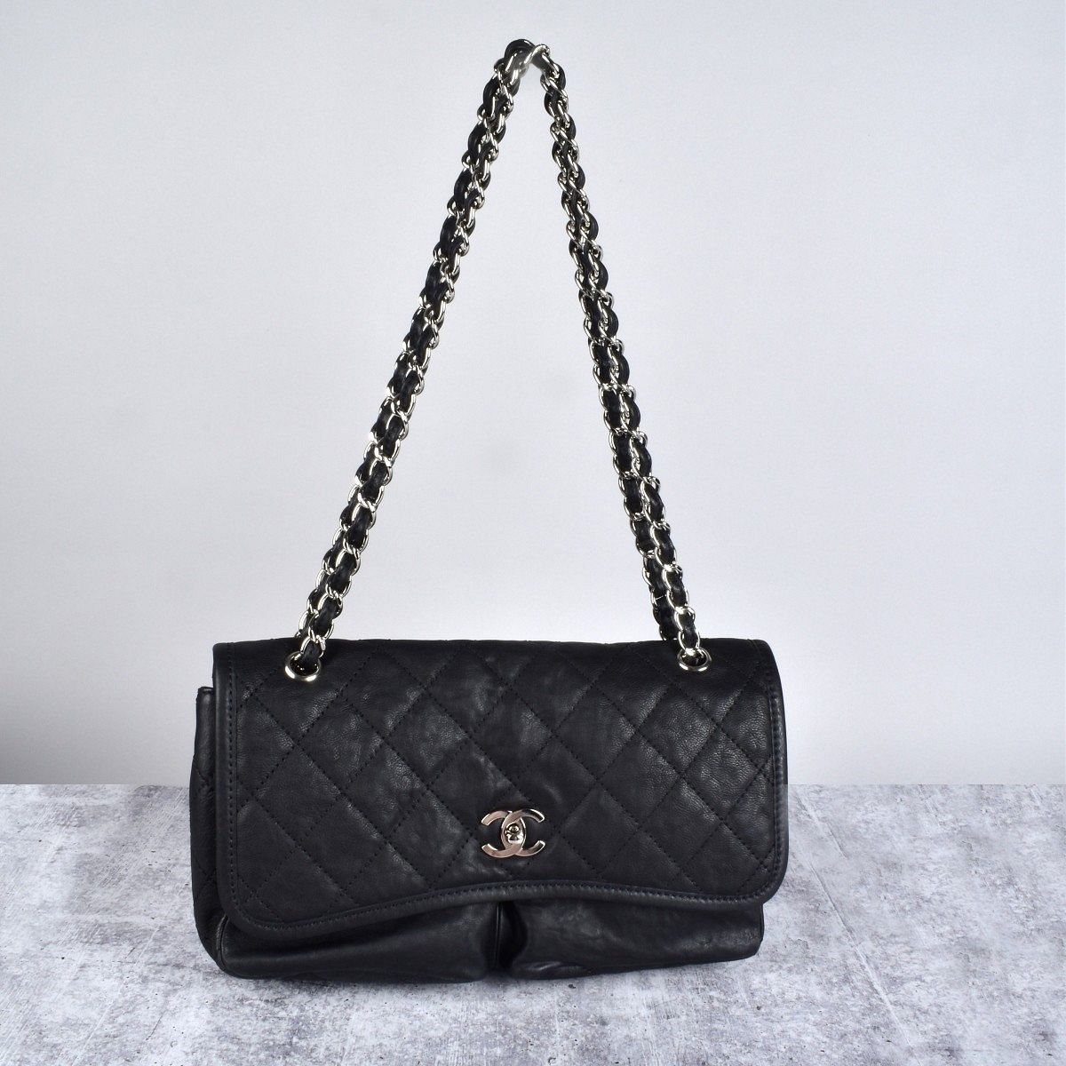 Chanel natural Beauty Flap Bag Auction