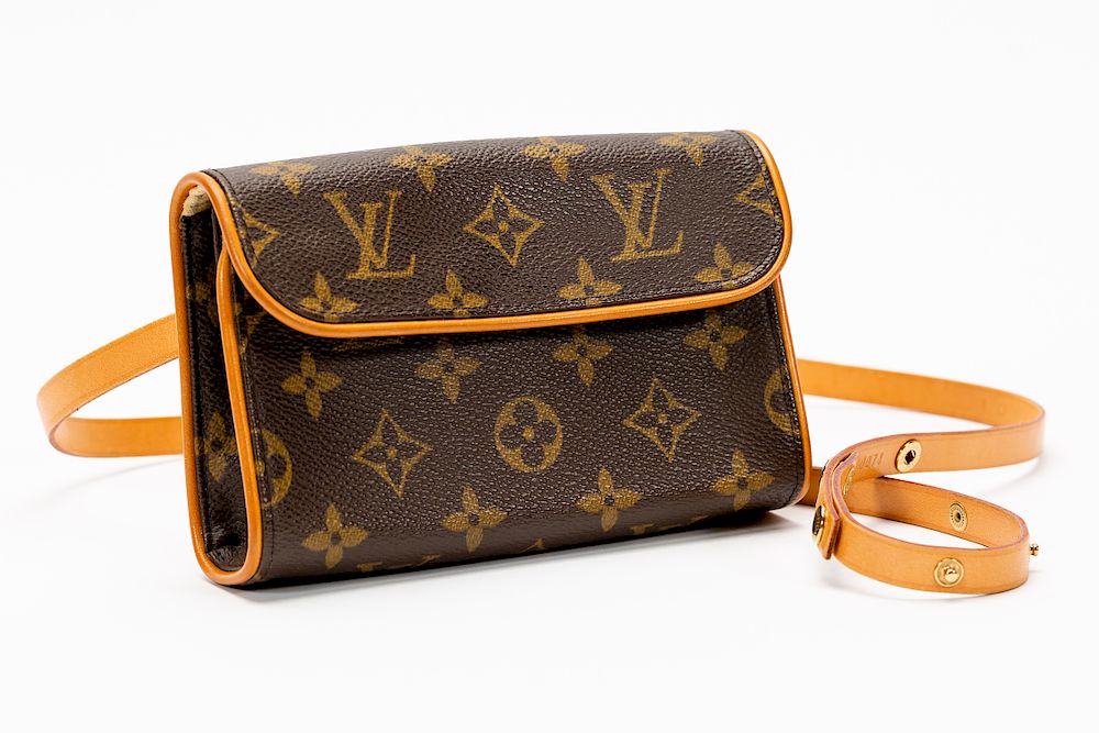Louis Vuitton Vanilla Rochelle Belt Bag Waist Pouch Fanny Pack 860232 –  Bagriculture