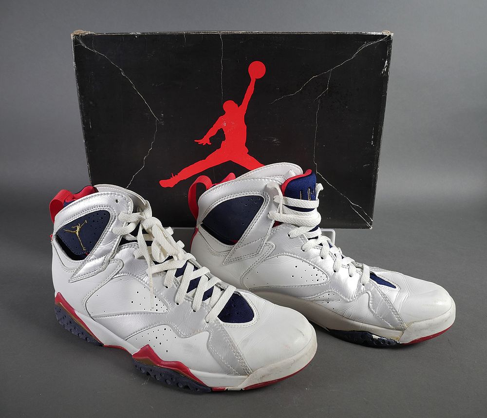1992 MICHAEL AIR JORDAN 7 Olympic Basketball Shoes sold at